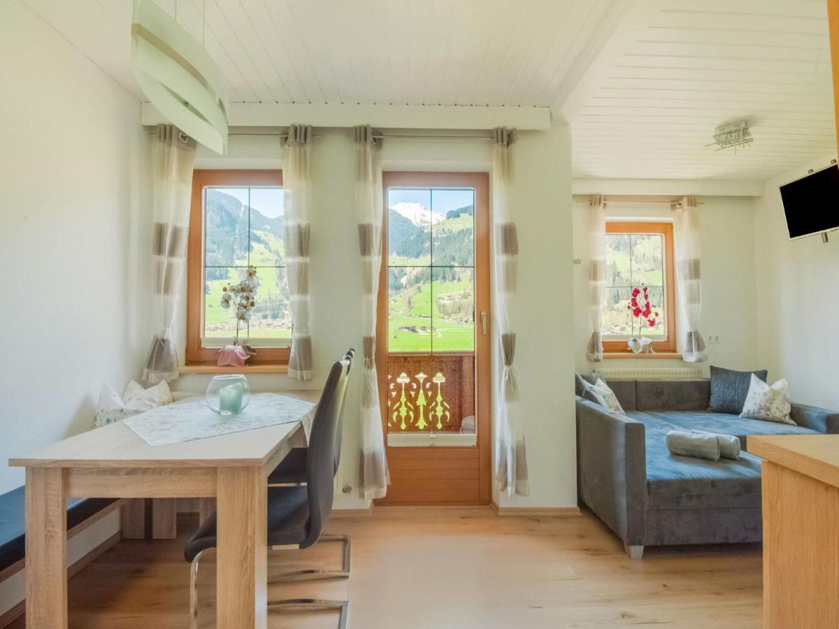 Beautiful Apartment In Ramsau With Balcony Ramsau im Zillertal Kültér fotó